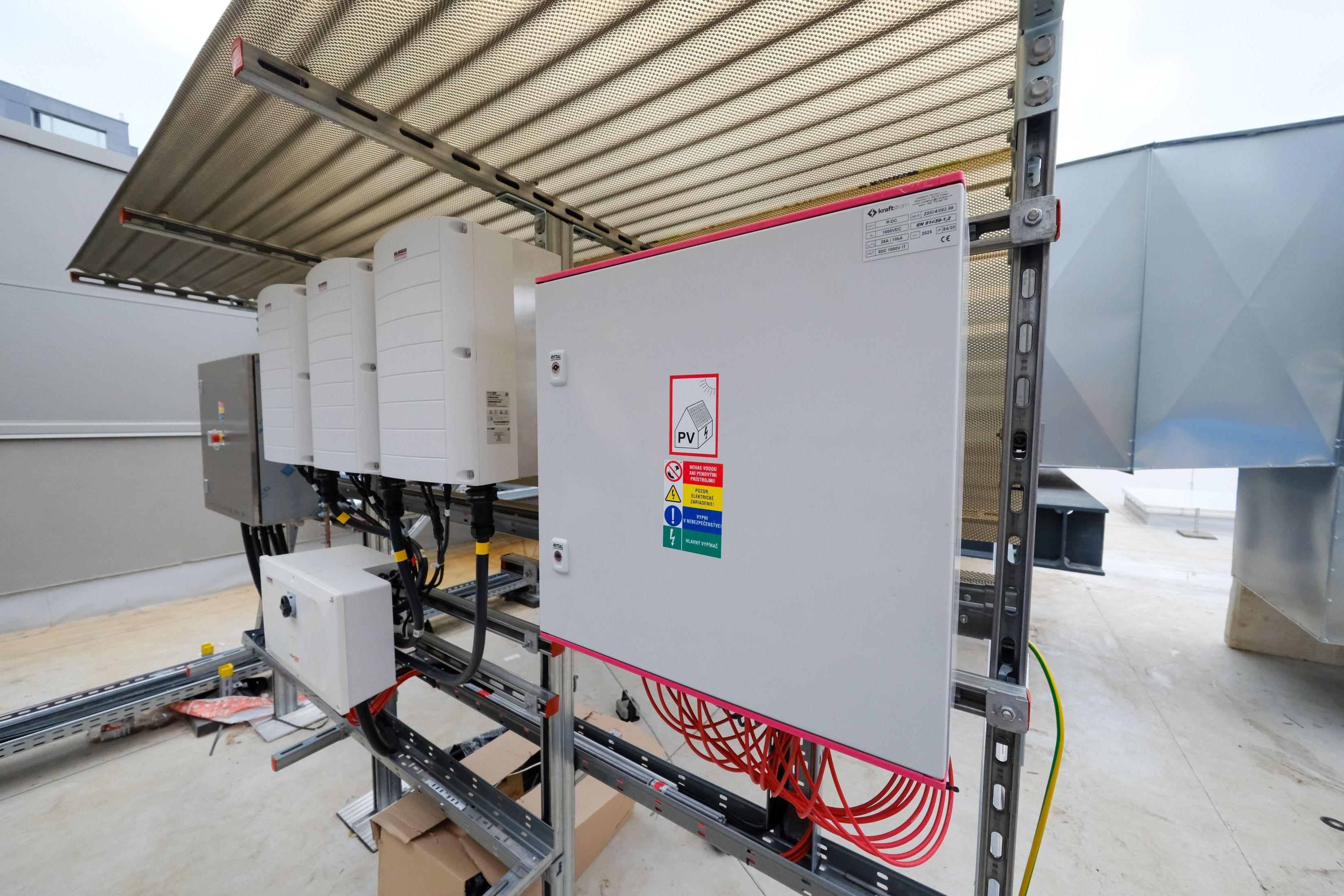 technické zázemie energie z vlastných zdrojov v Billa